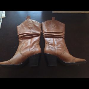 BCBG BG-SILK CUOIO BOOT CALF